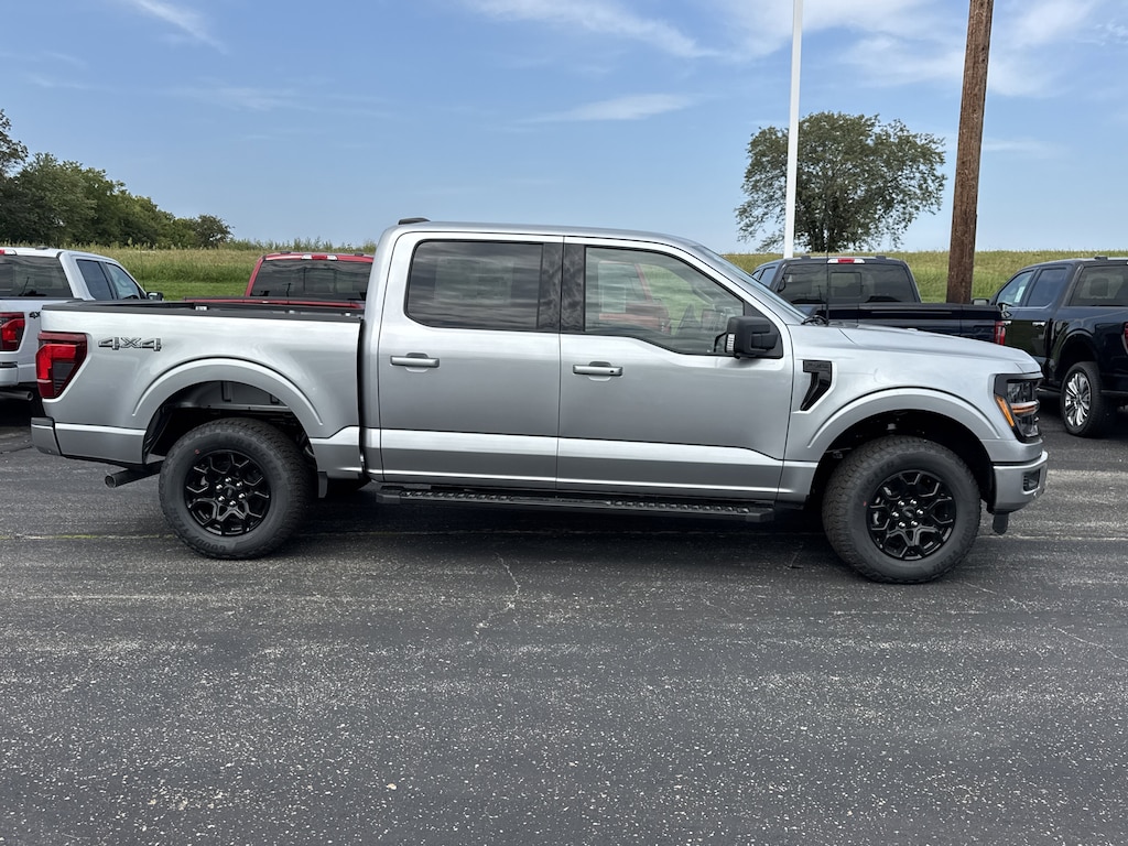New 2025 Ford F-150 Supercrew XLT Black Pkg 4x4 Truck