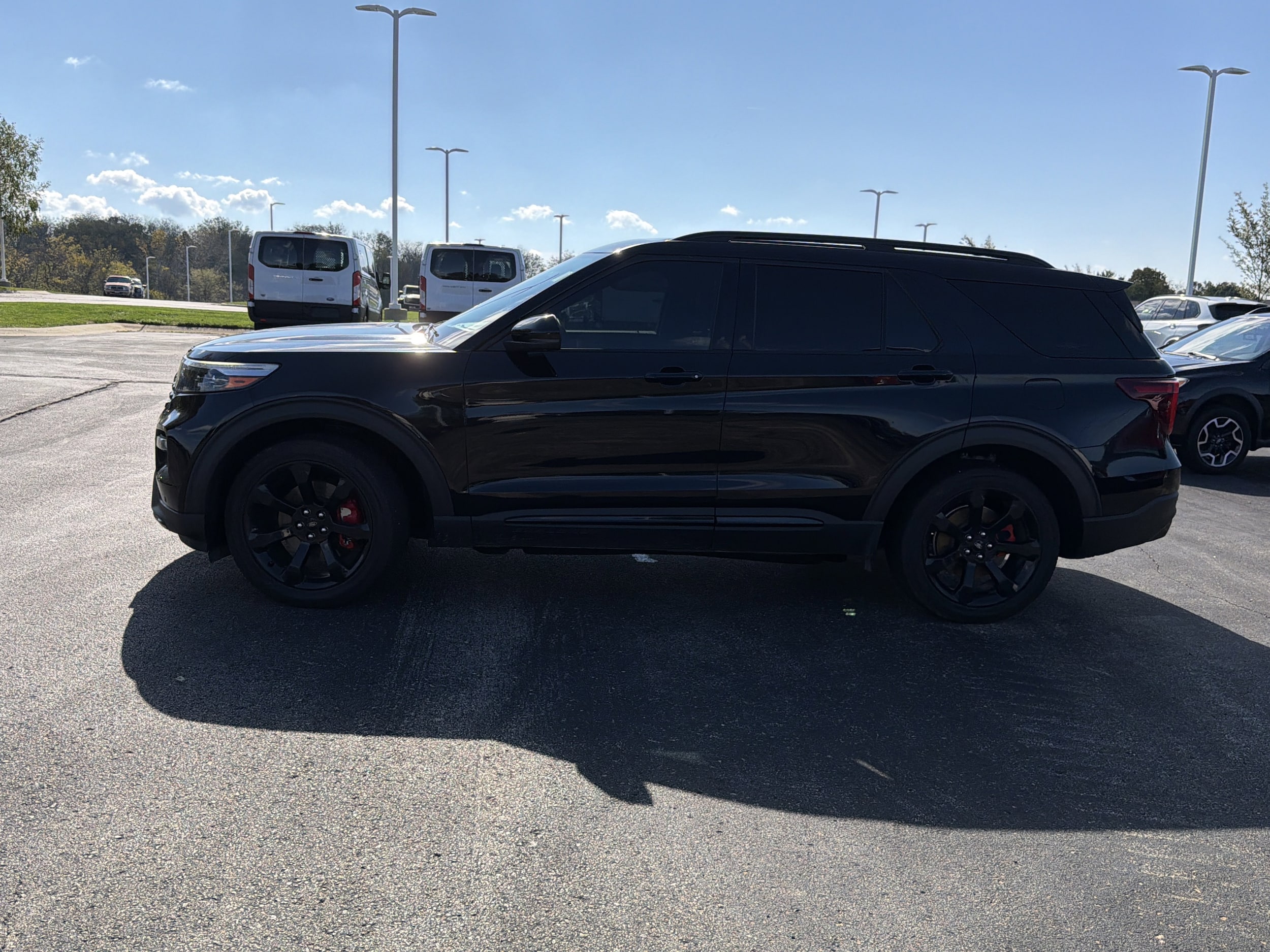 Used 2020 Ford Explorer ST with VIN 1FM5K8GC2LGA17355 for sale in Kansas City