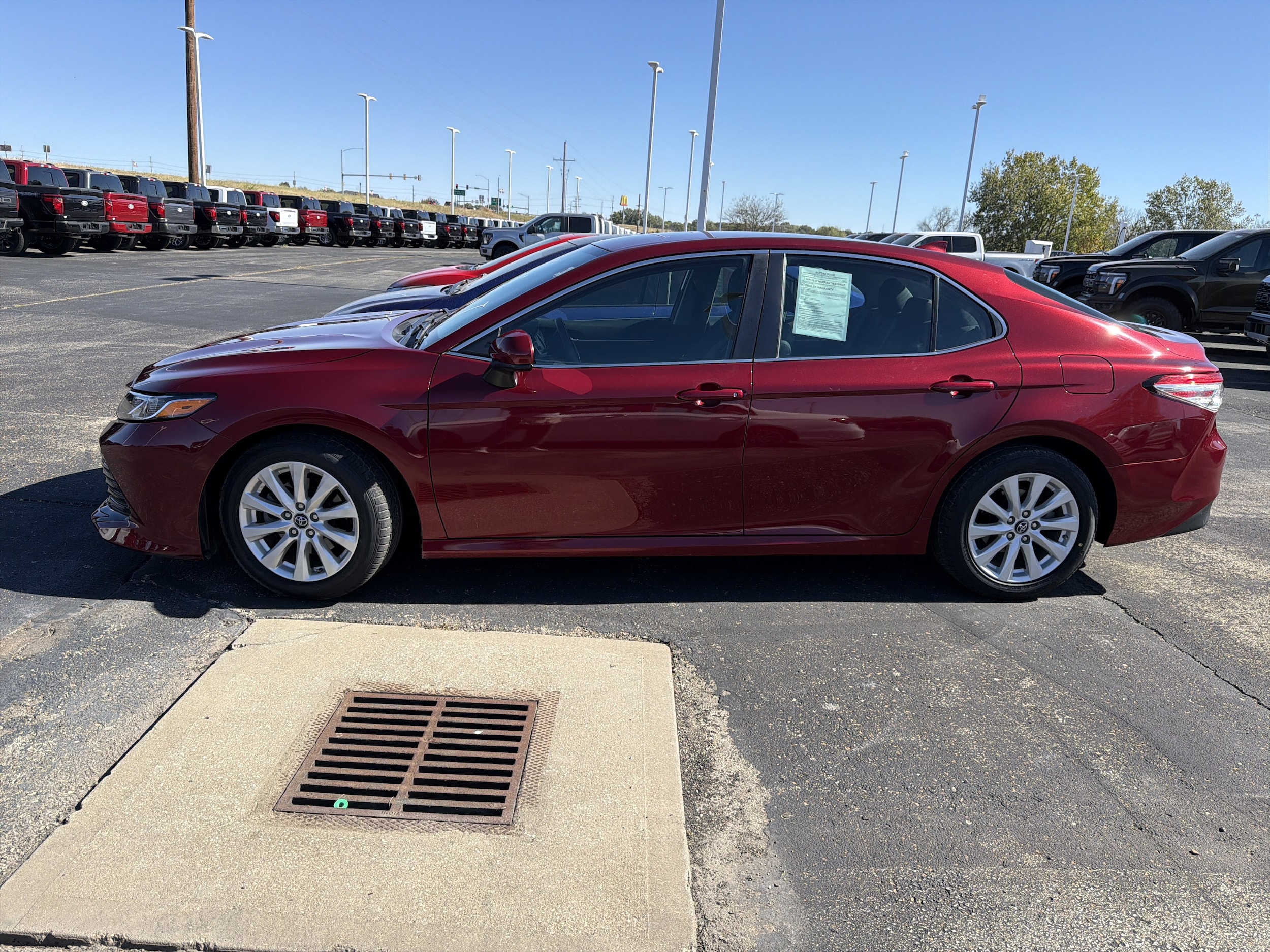 Used 2019 Toyota Camry LE with VIN 4T1B11HK3KU724676 for sale in Kansas City