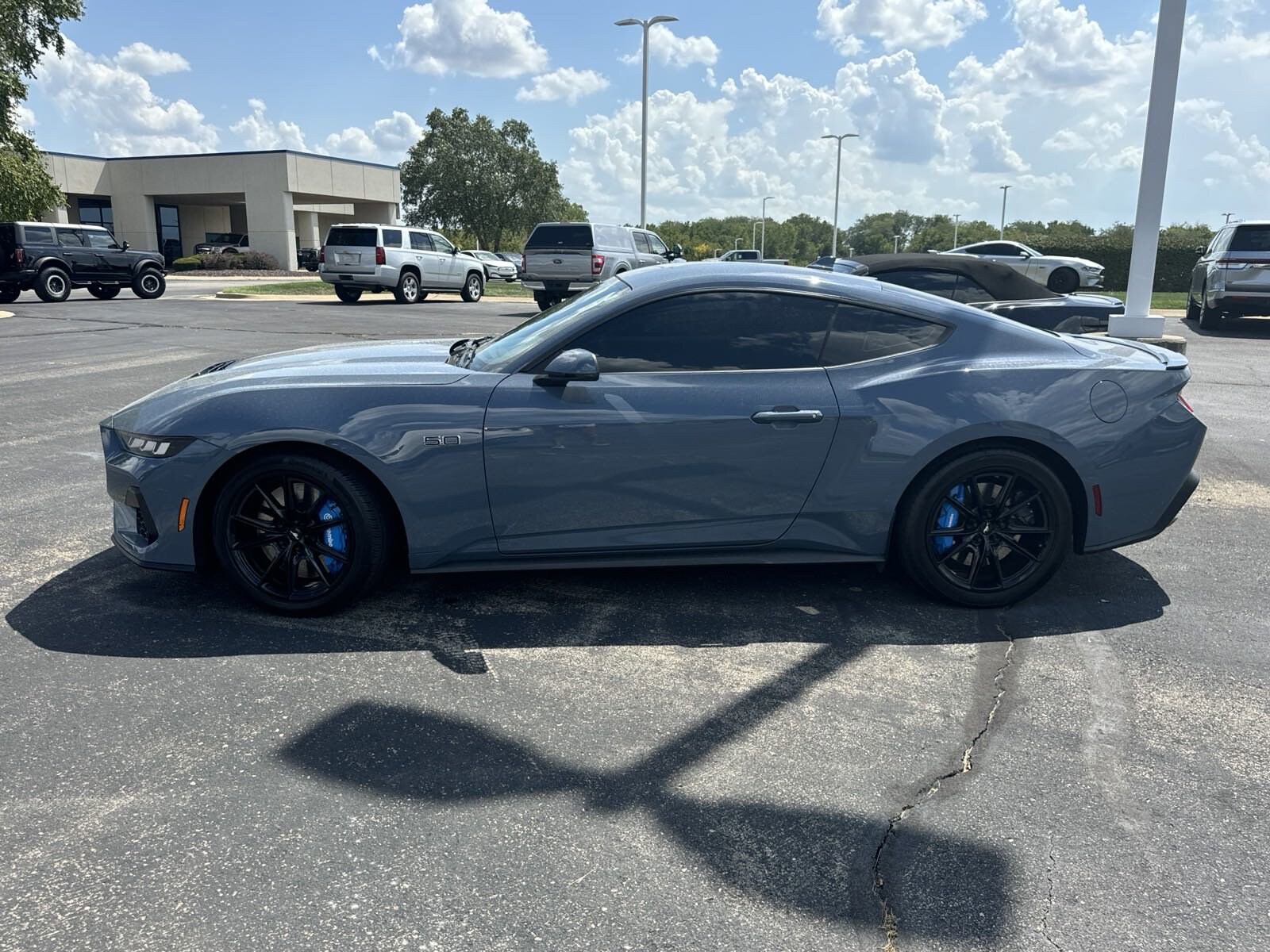 Used 2021 Ford Mustang GT Premium with VIN 1FATP8FF8M5140749 for sale in Kansas City