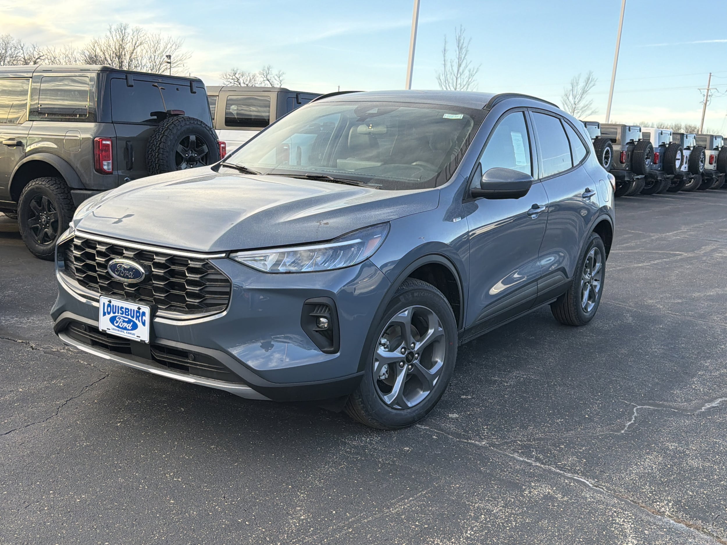 2026 Ford Escape ST-Line Select's photo