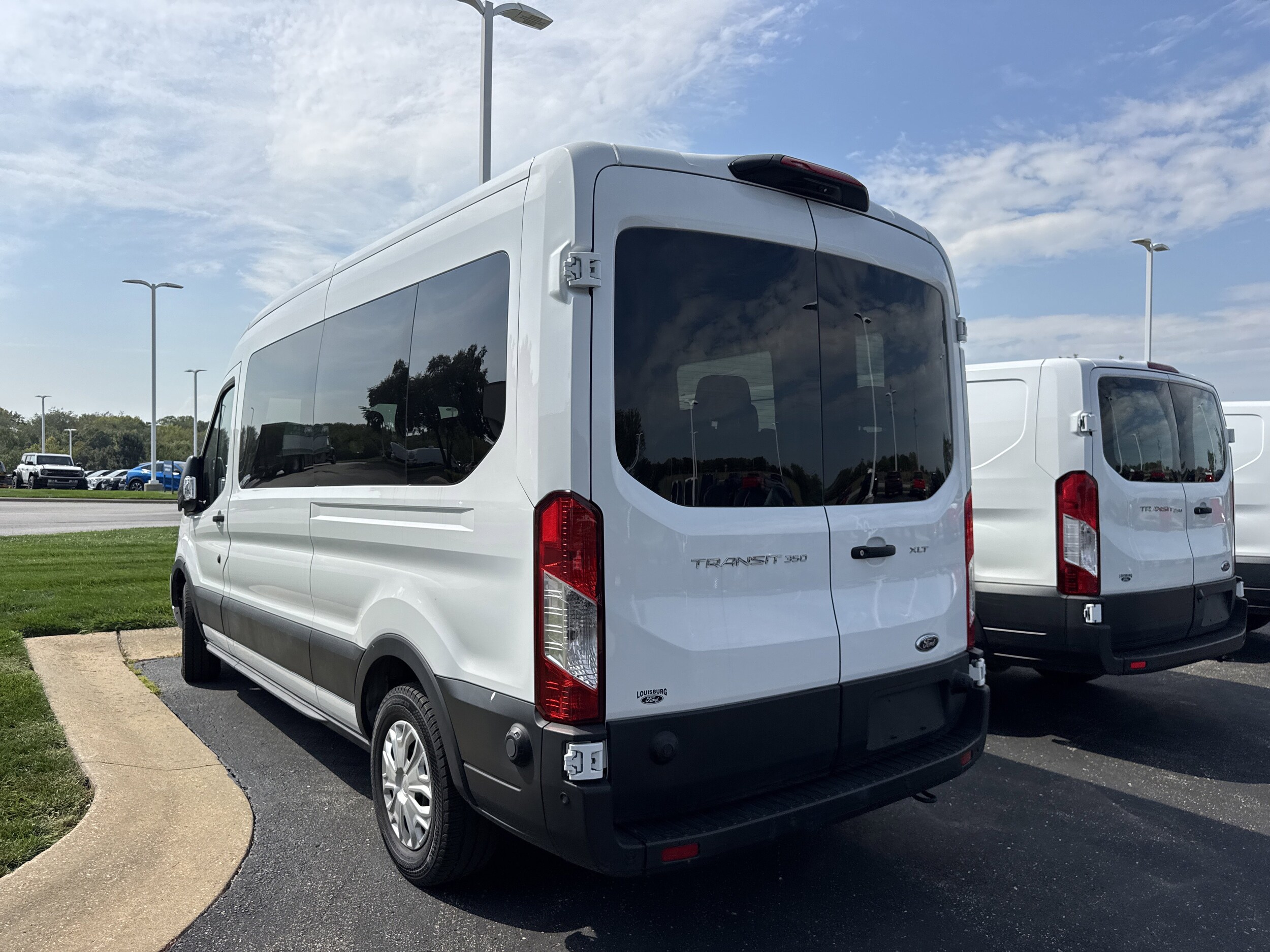 2024 Ford Transit photo 2