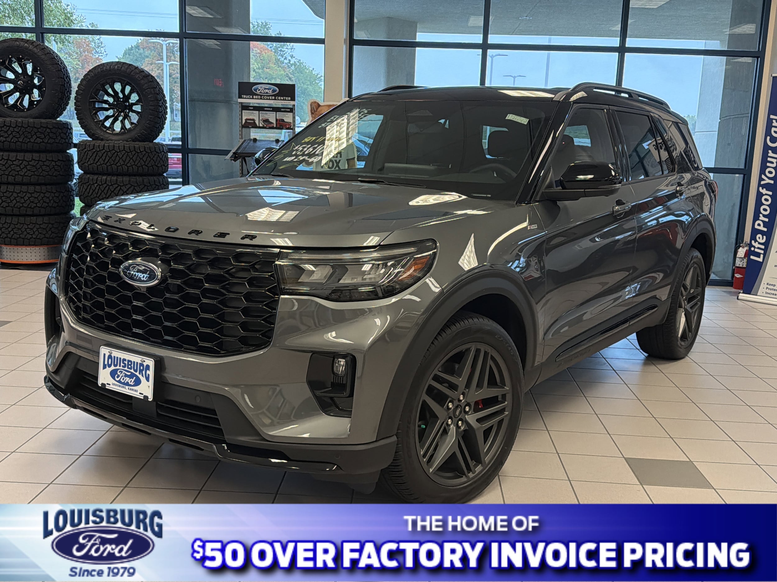 2025 Ford Explorer SUV 