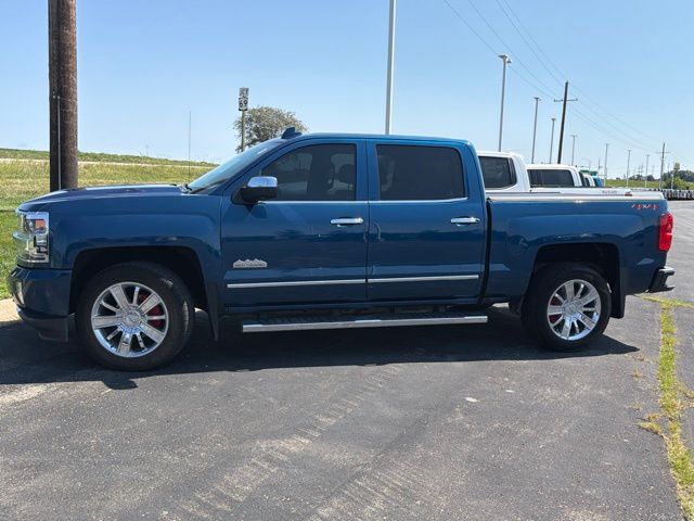 Used 2020 Ford F-150 Lariat with VIN 1FTFW1E56LFB39795 for sale in Kansas City