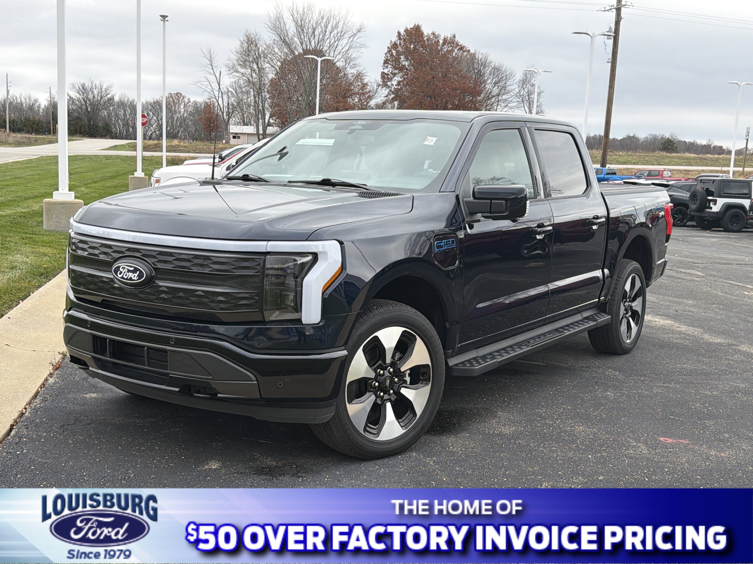 2024 Ford F-150 Lightning Crew Cab Short Bed Truck 