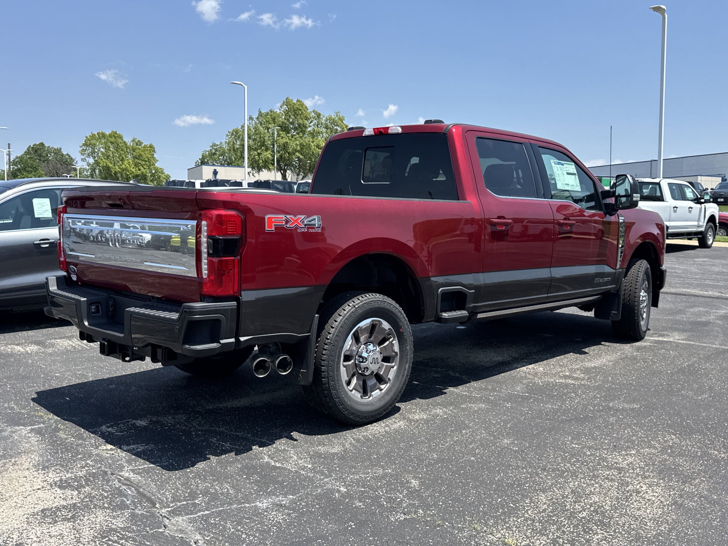2025 Ford F-350 King Ranch photo 3