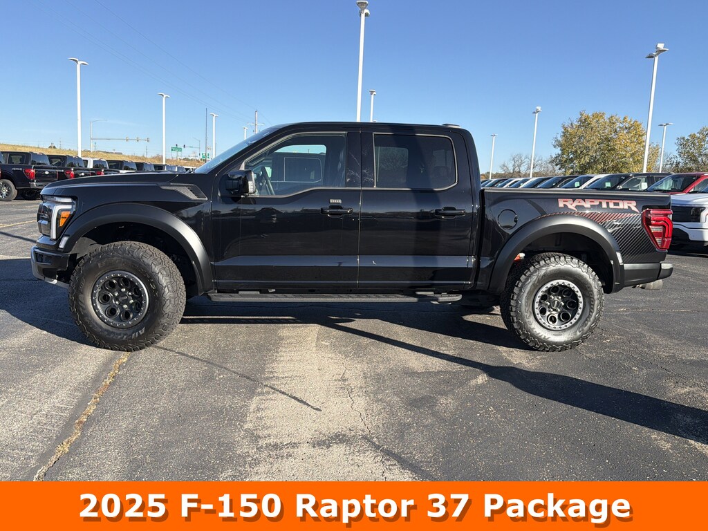 New 2025 Ford F-150 Supercrew Raptor 37 Pkg 4x4 Truck