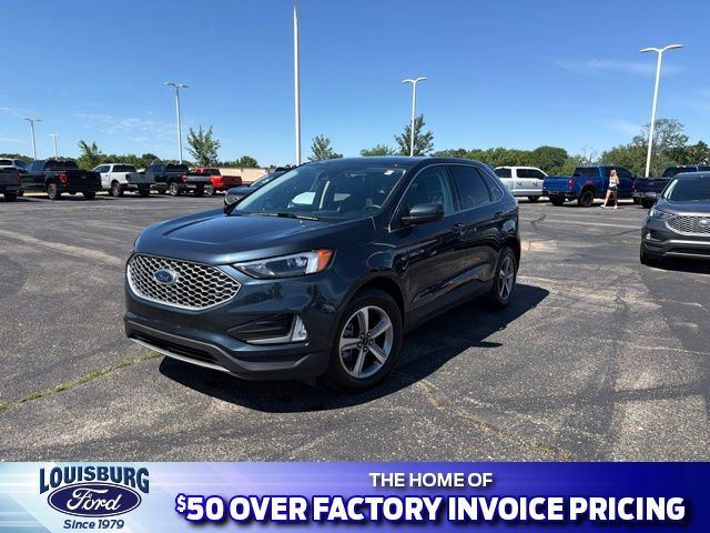2024 Ford Edge SUV 