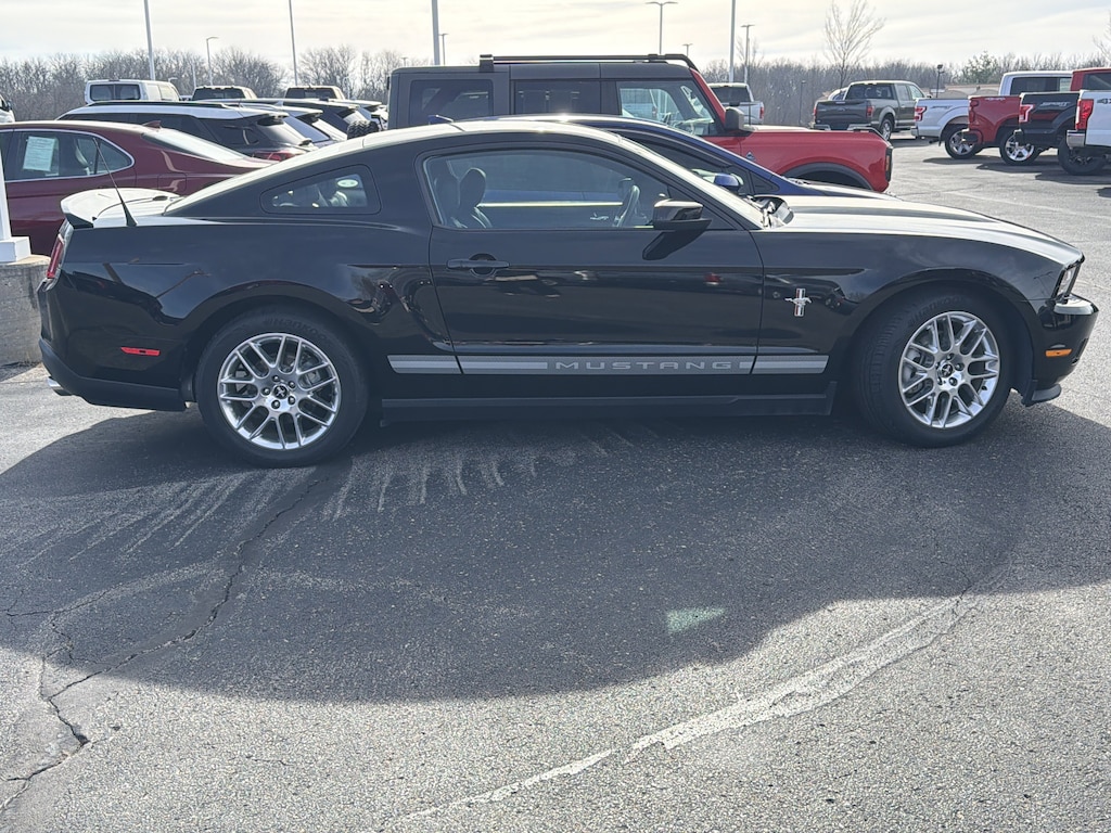 Used 2012 Ford Mustang V6 Premium Coupe
