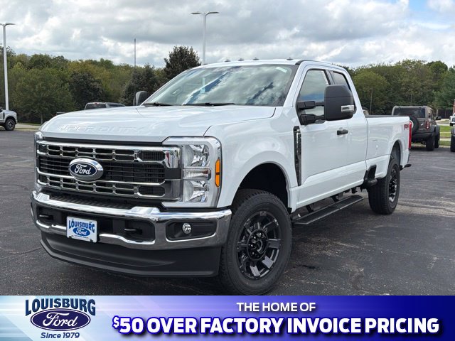 2027 Ford F-350 Super Duty XLT