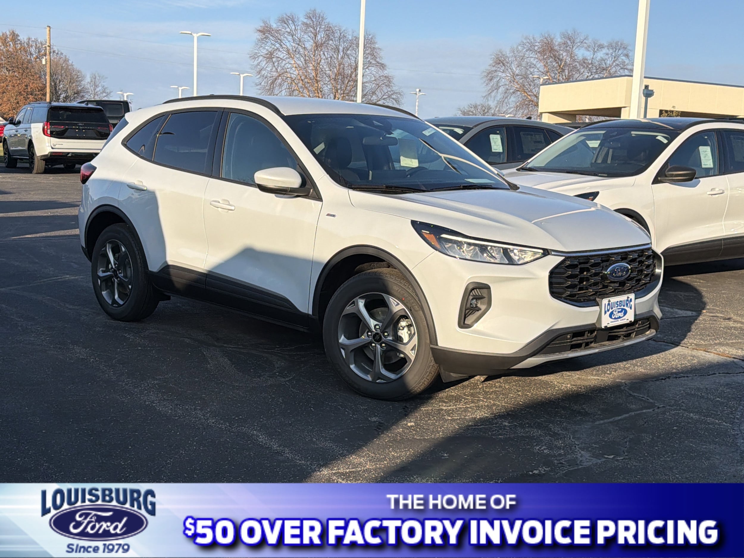 2026 Ford Escape ST-Line Select's photo