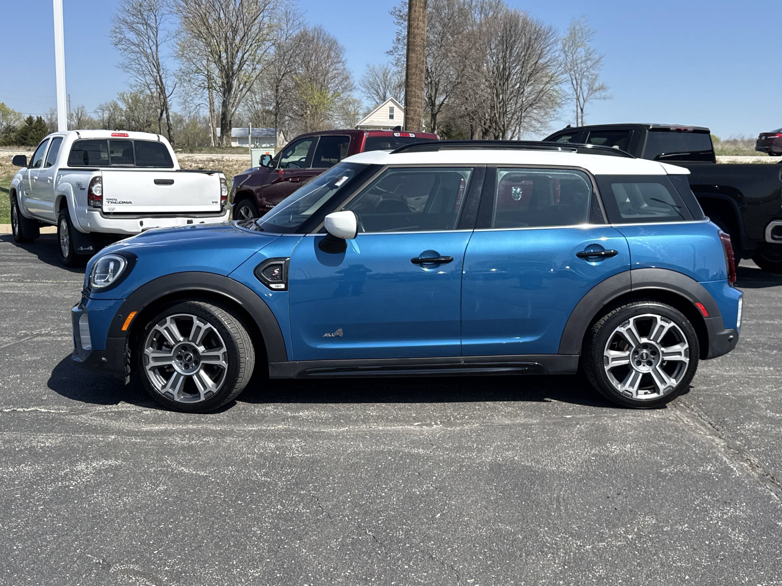 Used 2022 MINI Countryman S with VIN WMZ83BR09N3N78645 for sale in Kansas City