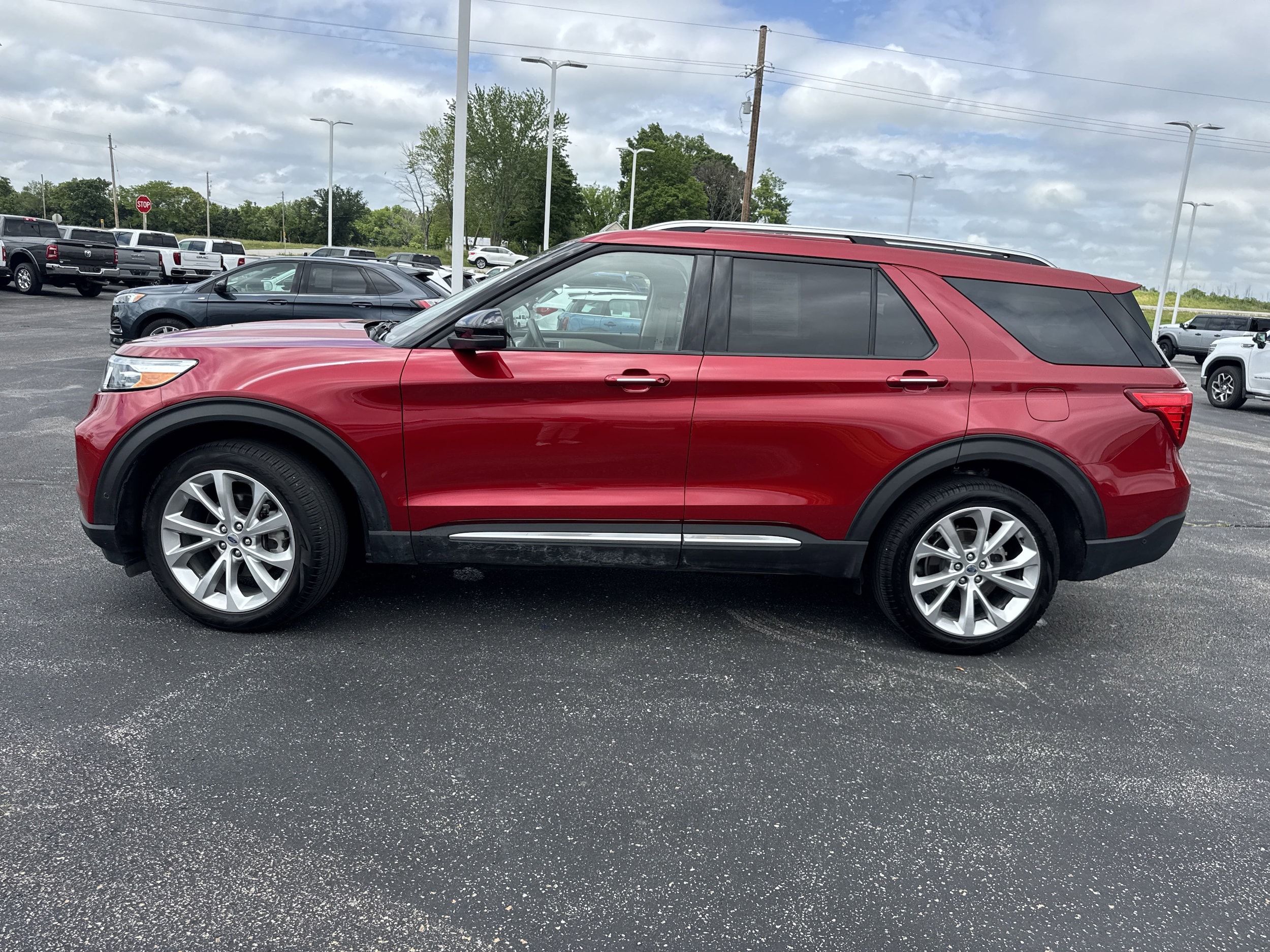 Used 2022 Ford Explorer Platinum with VIN 1FM5K8HC8NGB35315 for sale in Kansas City