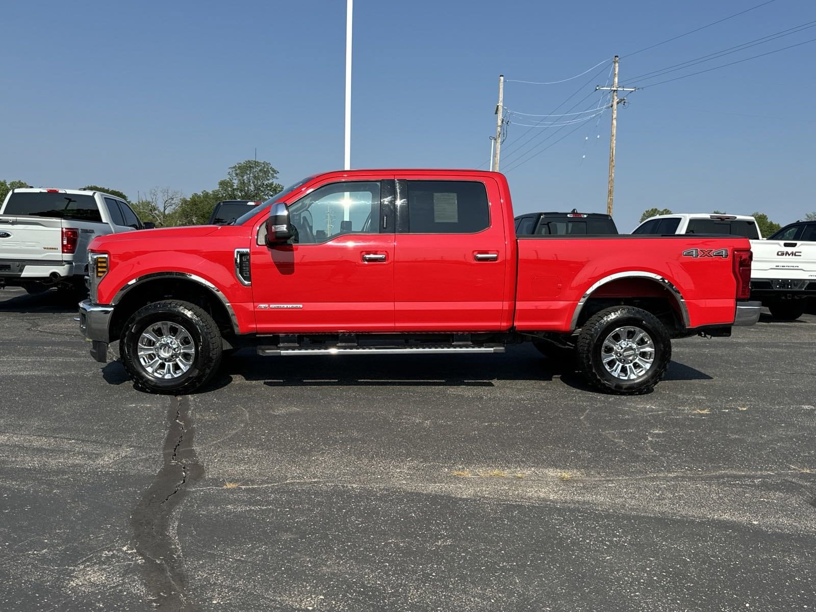 Used 2019 Ford F-250 Super Duty XLT with VIN 1FT7W2BT4KEC98199 for sale in Kansas City