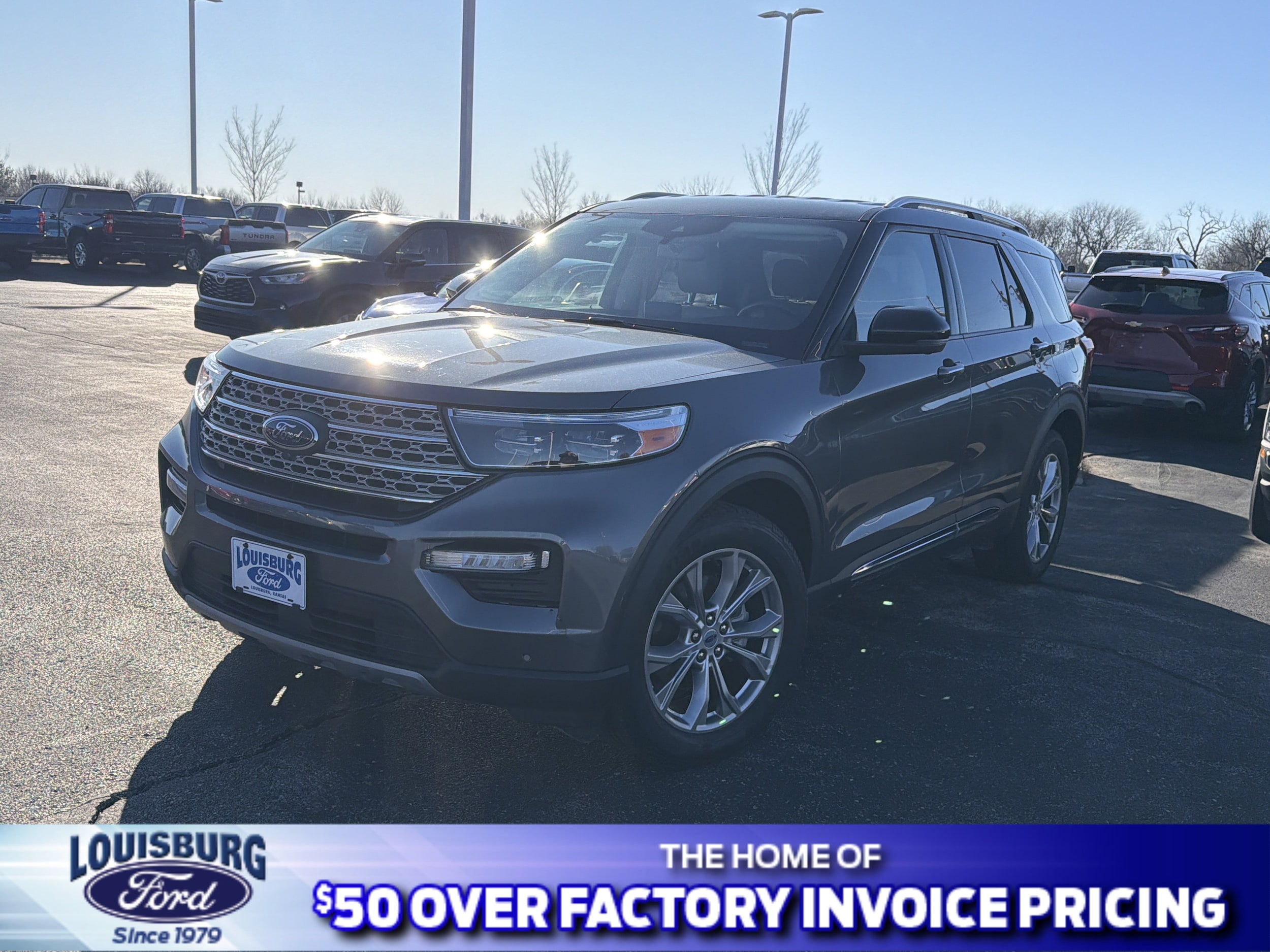 2022 Ford Explorer SUV 