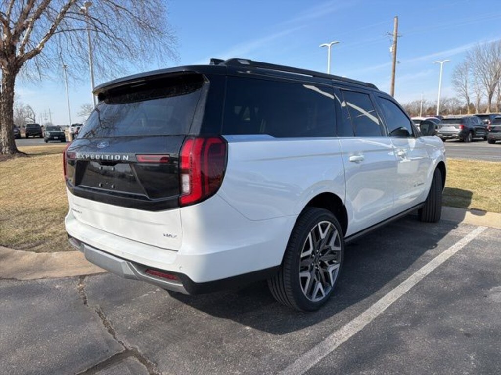 New 2026 Ford Expedition Max Platinum 4x4 SUV