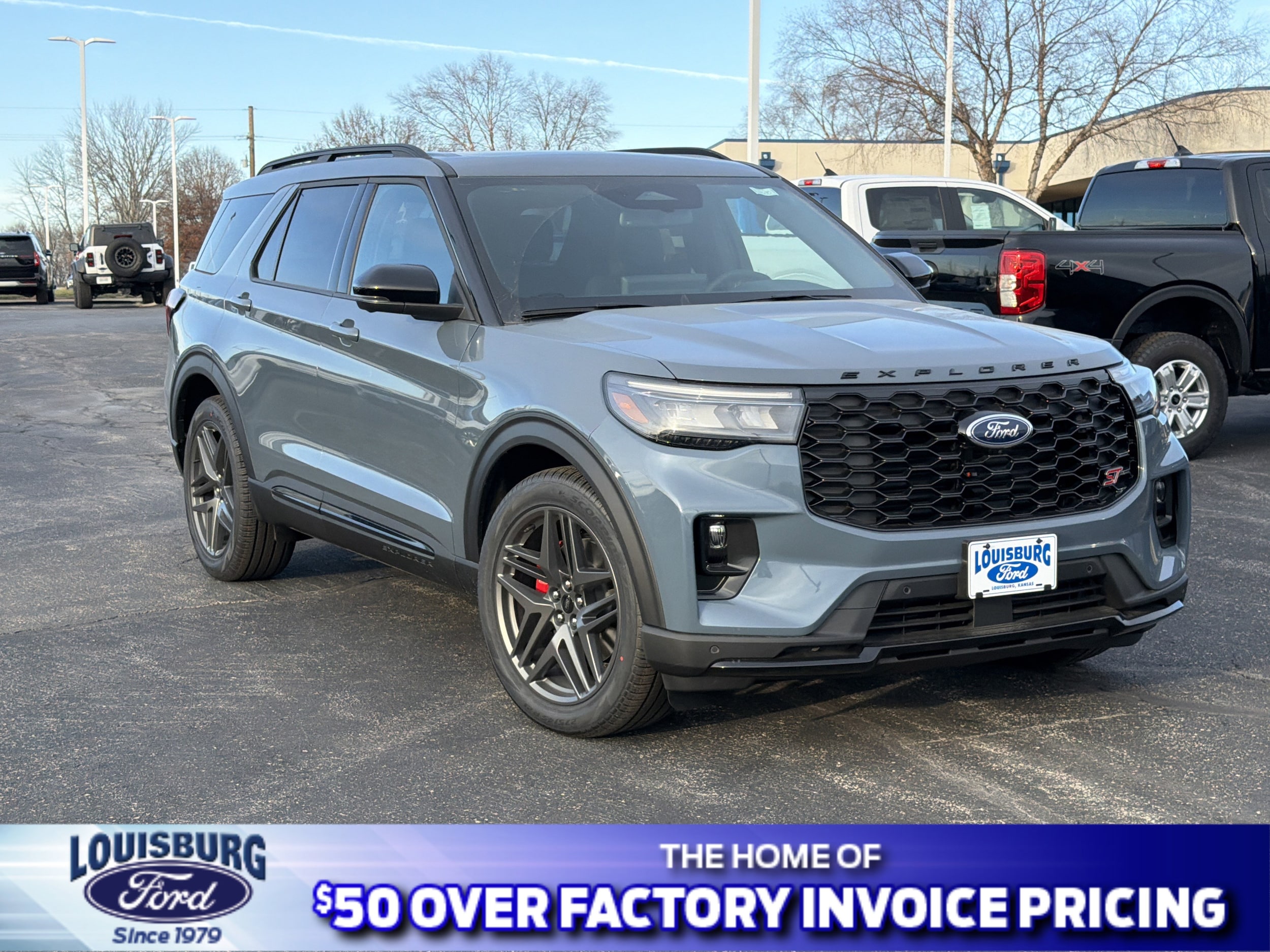 2026 Ford Explorer ST's photo