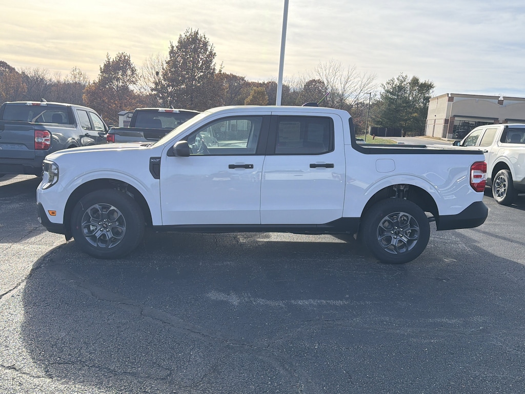 New 2025 Ford Maverick XLT AWD Truck