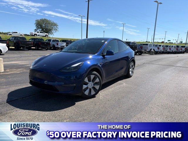 2023 Tesla Model Y Long Range Dual Motor All-Wheel Drive's photo