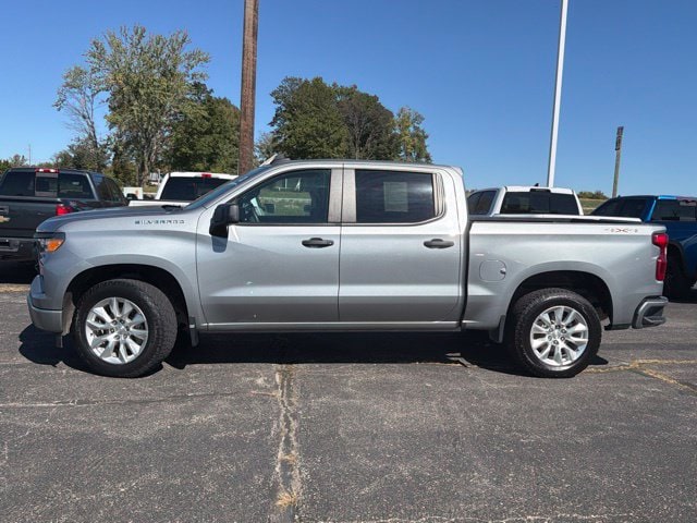 Used 2023 Chevrolet Silverado 1500 Custom with VIN 1GCPDBEK3PZ269673 for sale in Kansas City