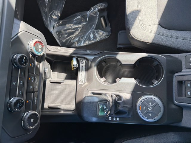 2025 Ford Bronco 4-Door Base - Photo 13