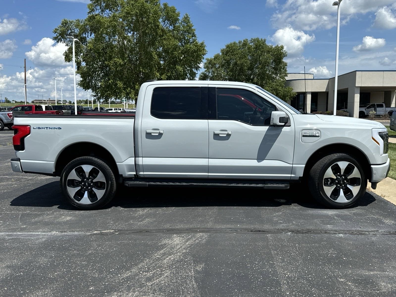 Used 2023 Ford F-150 Lightning Platinum with VIN 1FT6W1EV5PWG06968 for sale in Kansas City