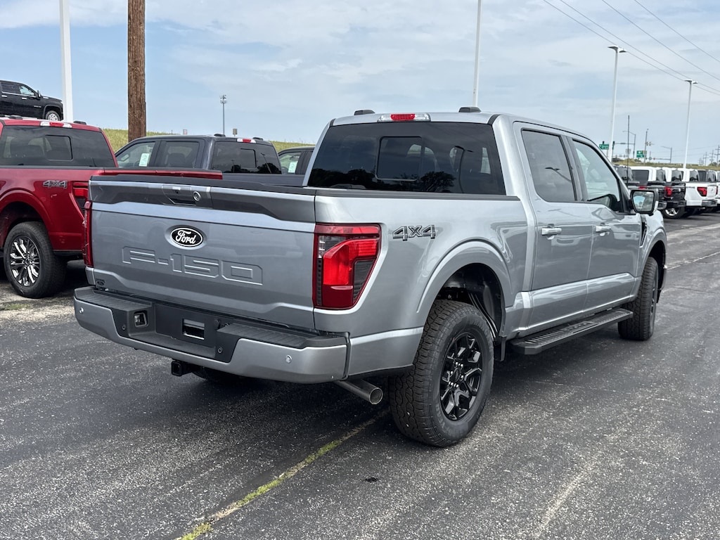 New 2025 Ford F-150 Supercrew XLT Black Pkg 4x4 Truck