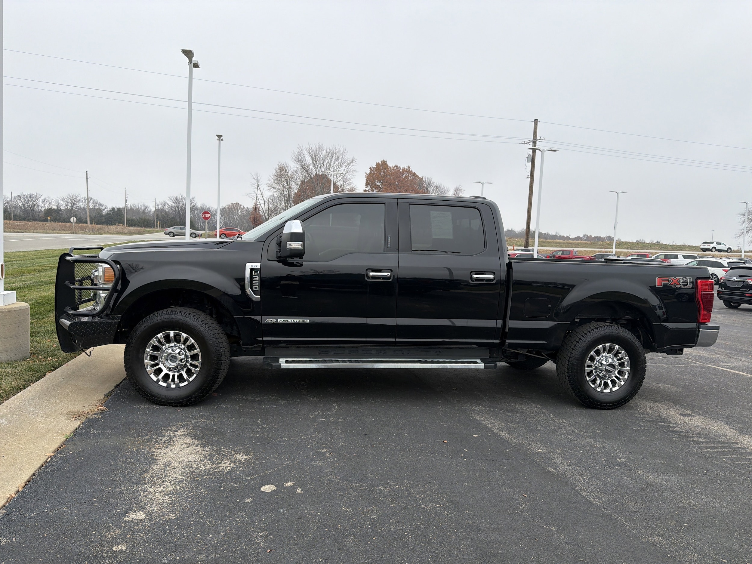 Used 2022 Ford F-350 Super Duty XLT with VIN 1FT8W3BT7NEE37935 for sale in Kansas City