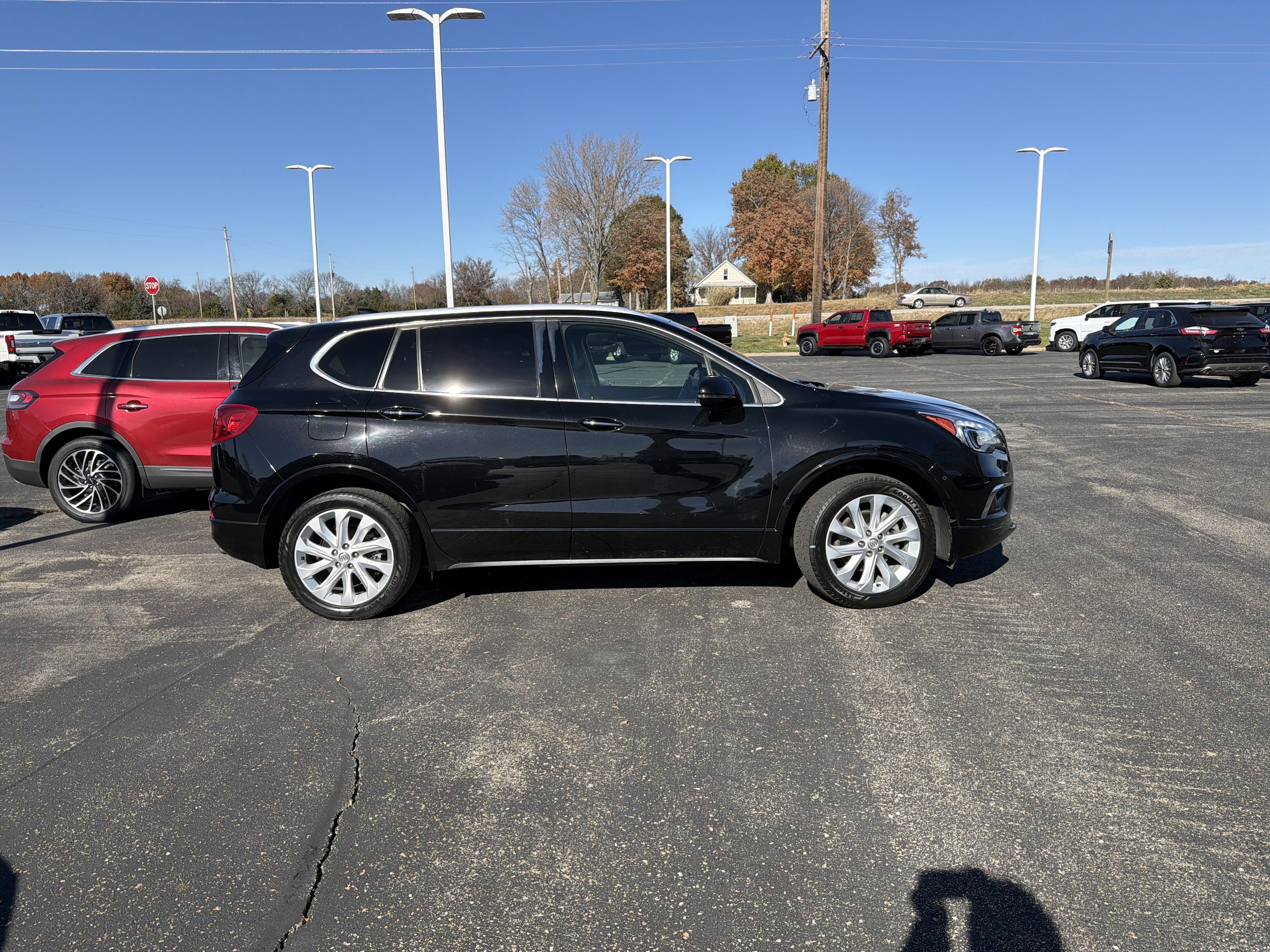 Used 2018 Buick Envision Premium II with VIN LRBFX4SX4JD000891 for sale in Kansas City