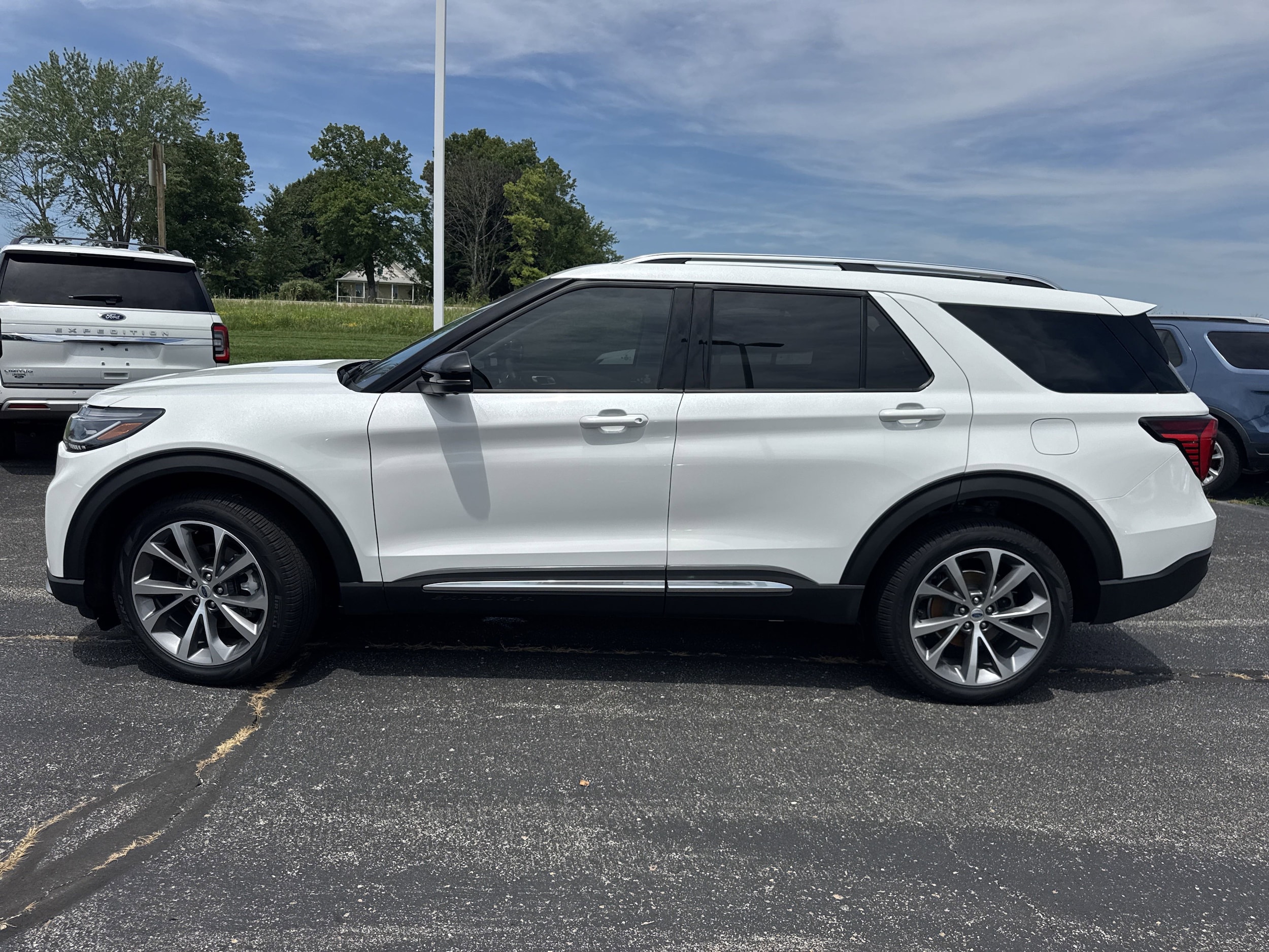 Used 2025 Ford Explorer Platinum with VIN 1FMWK8HC4SGA49001 for sale in Kansas City