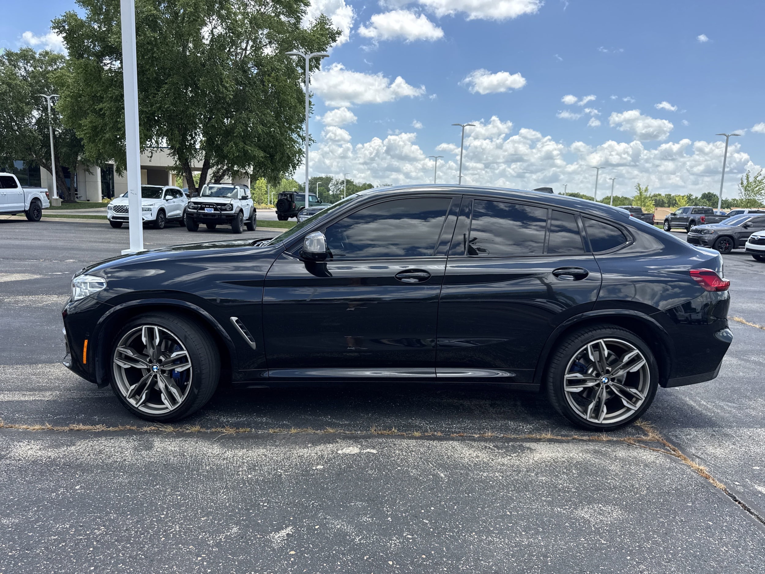 Used 2019 BMW X4 M40i with VIN 5UXUJ5C5XKLJ63418 for sale in Kansas City