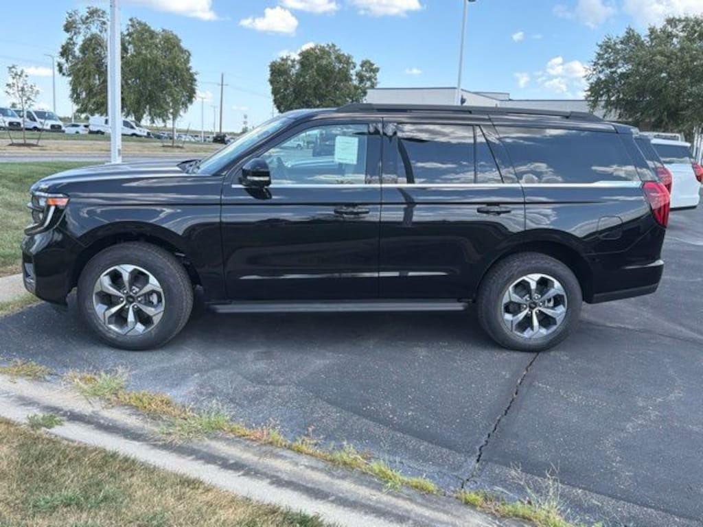 New 2027 Ford Expedition Active 4x4 SUV