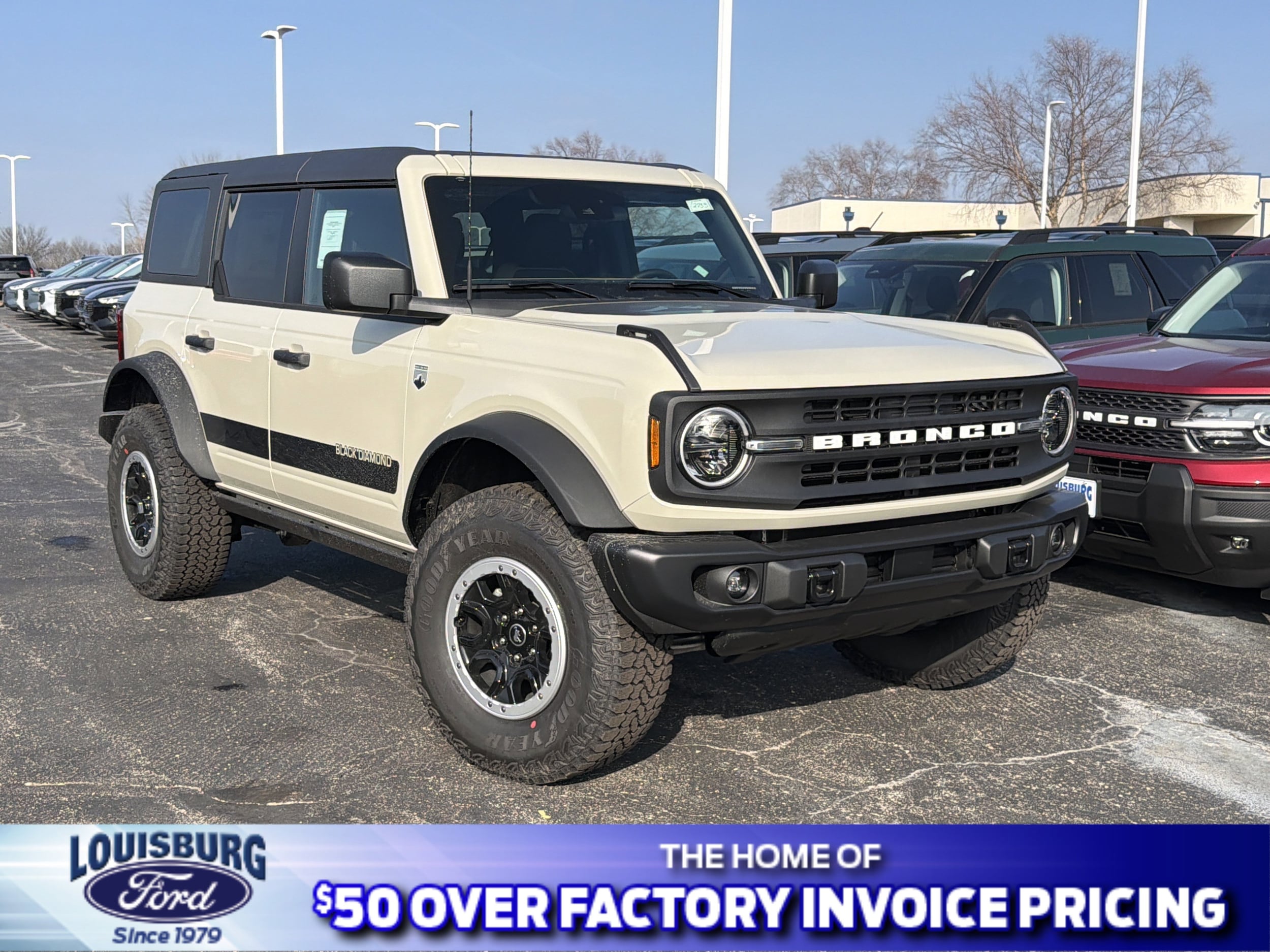 2025 Ford Bronco 4-Door Big Bend's photo