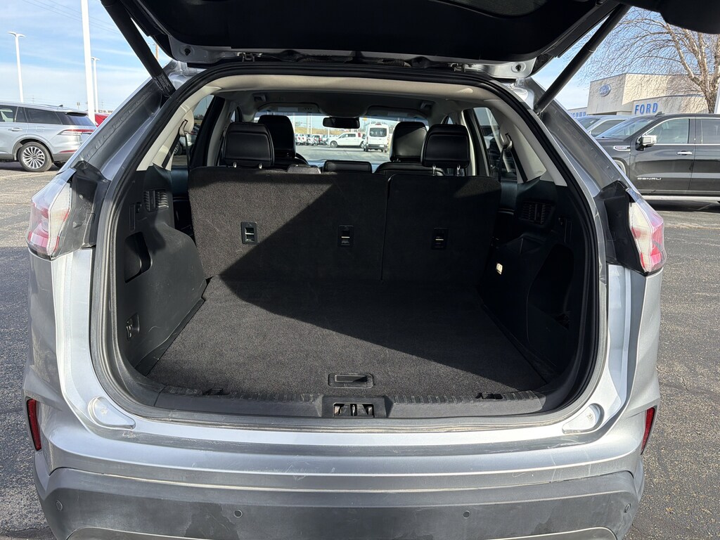 Used 2020 Ford Edge SEL SUV