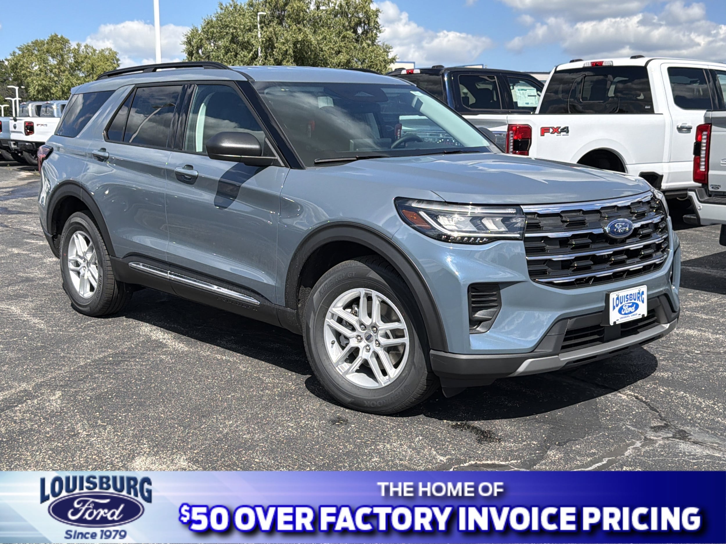 2025 Ford Explorer SUV 