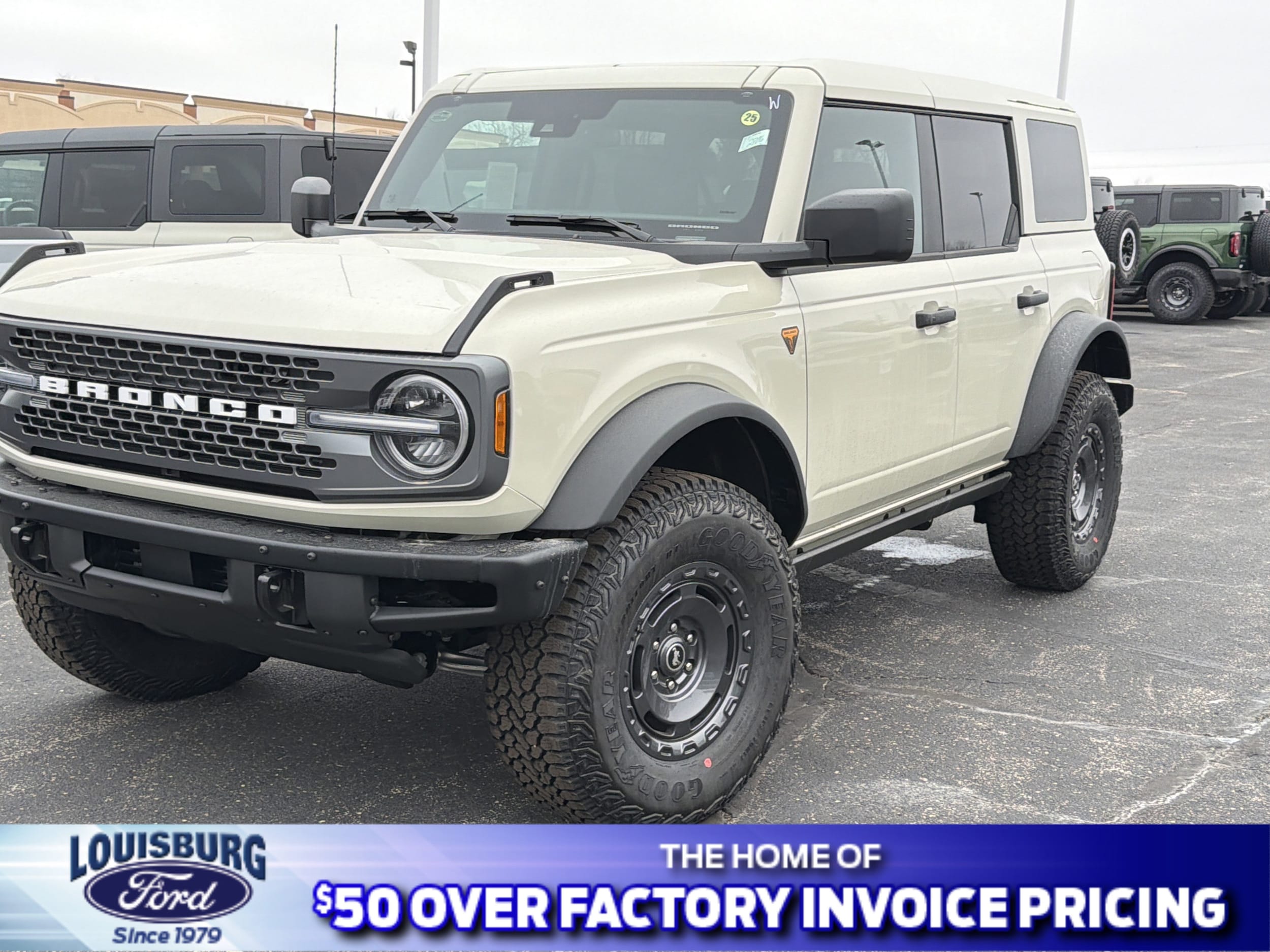 2025 Ford Bronco 4-Door Badlands's photo