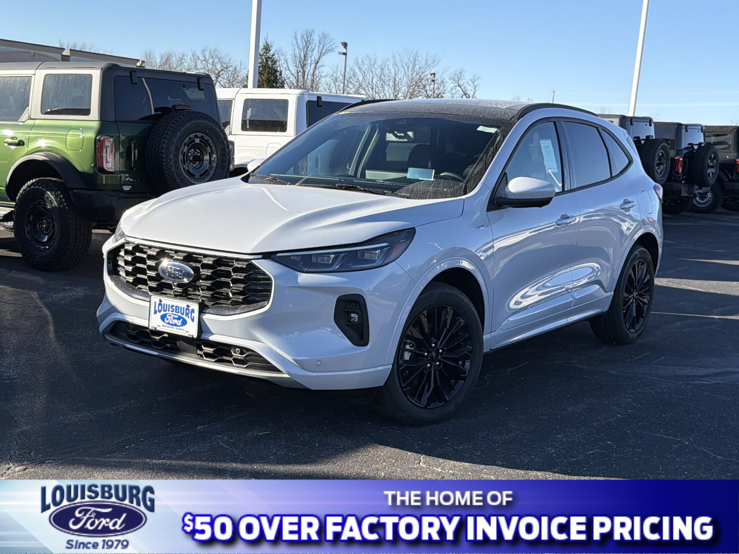 2026 Ford Escape ST-Line Elite's photo