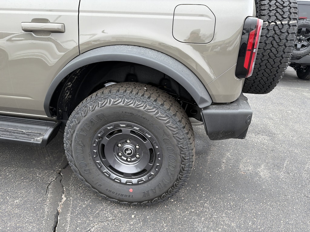 New 2025 Ford Bronco Outer Banks 4 Door Hard Top 4x4 Convertible