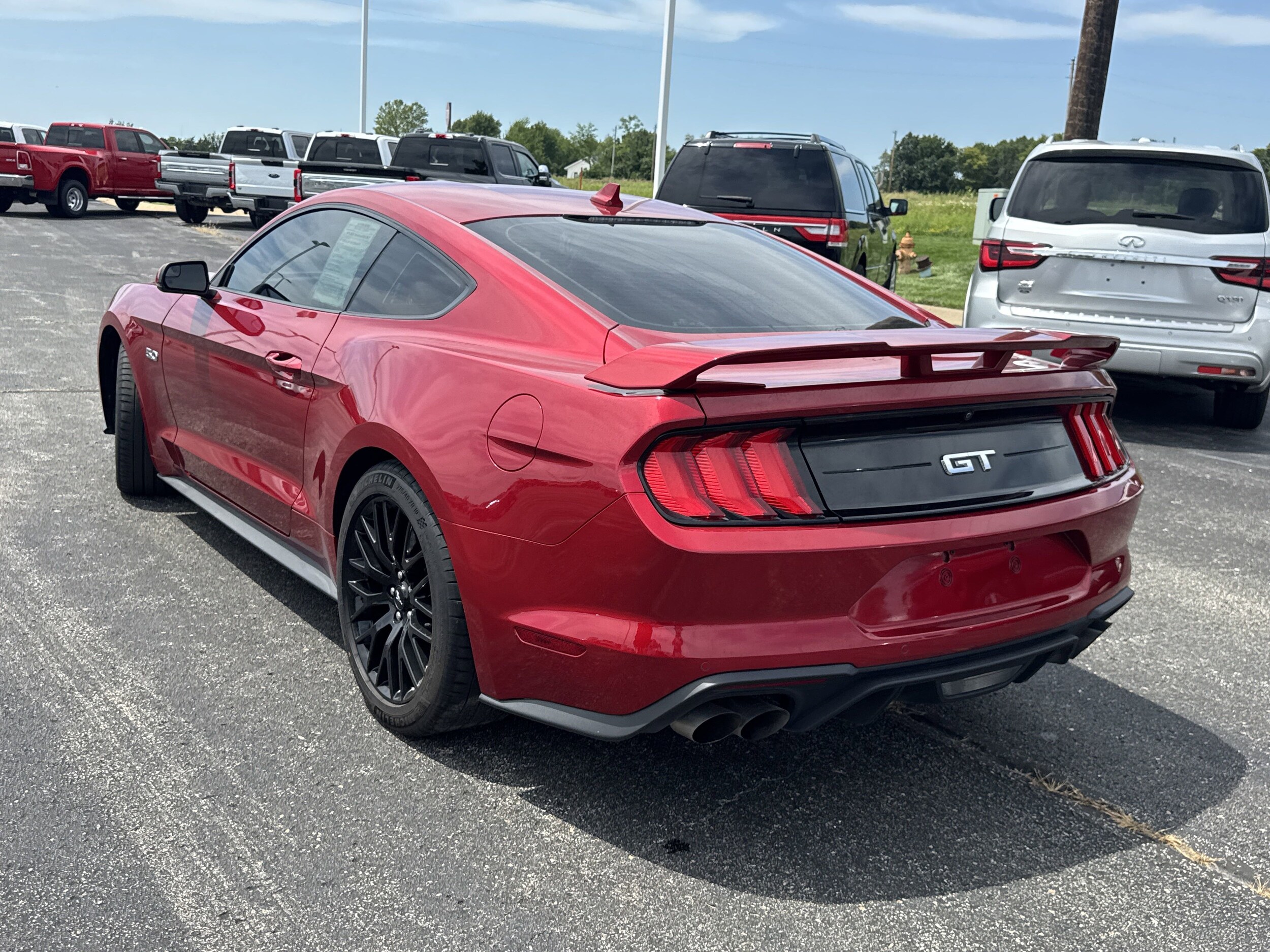 2020 Ford Mustang GT Premium photo 3