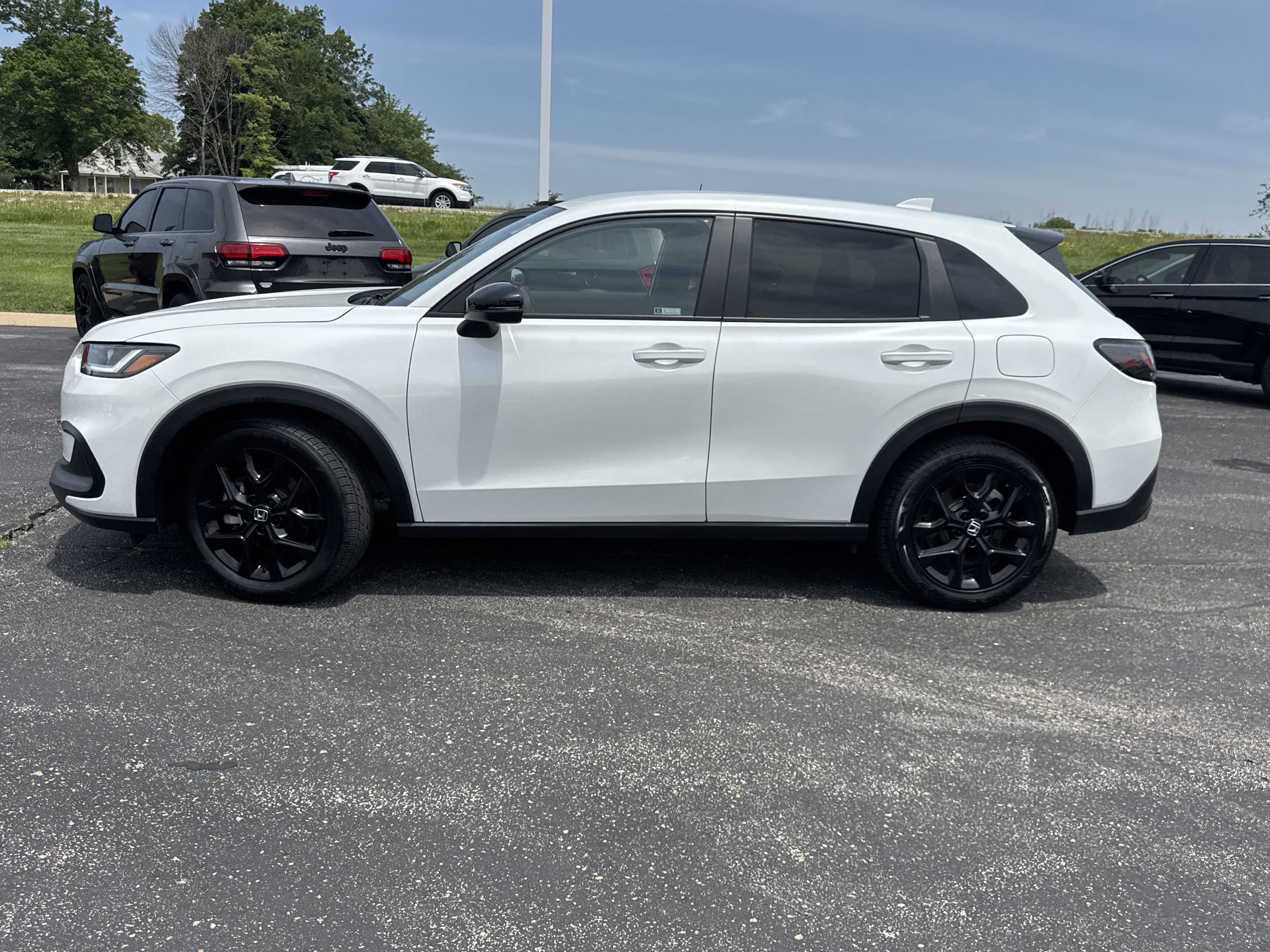 Used 2023 Honda HR-V Sport with VIN 3CZRZ1H5XPM745911 for sale in Kansas City
