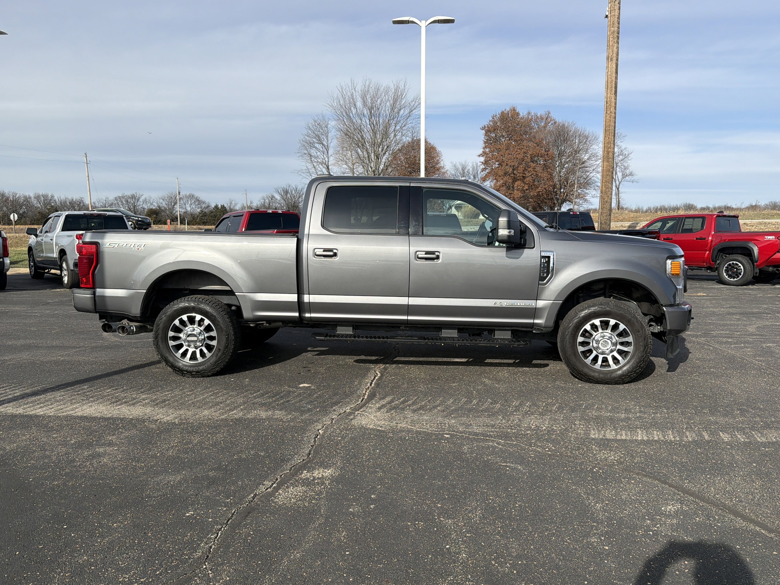 Used 2022 Ford F-250 Super Duty Lariat with VIN 1FT7W2BT6NED04623 for sale in Kansas City