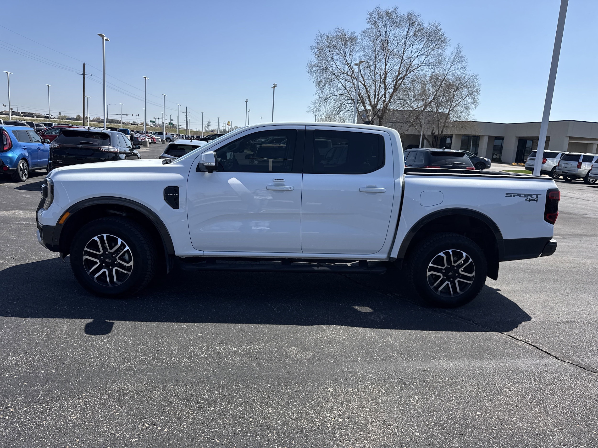 Used 2024 Ford Ranger Lariat with VIN 1FTER4KH5RLE20337 for sale in Kansas City