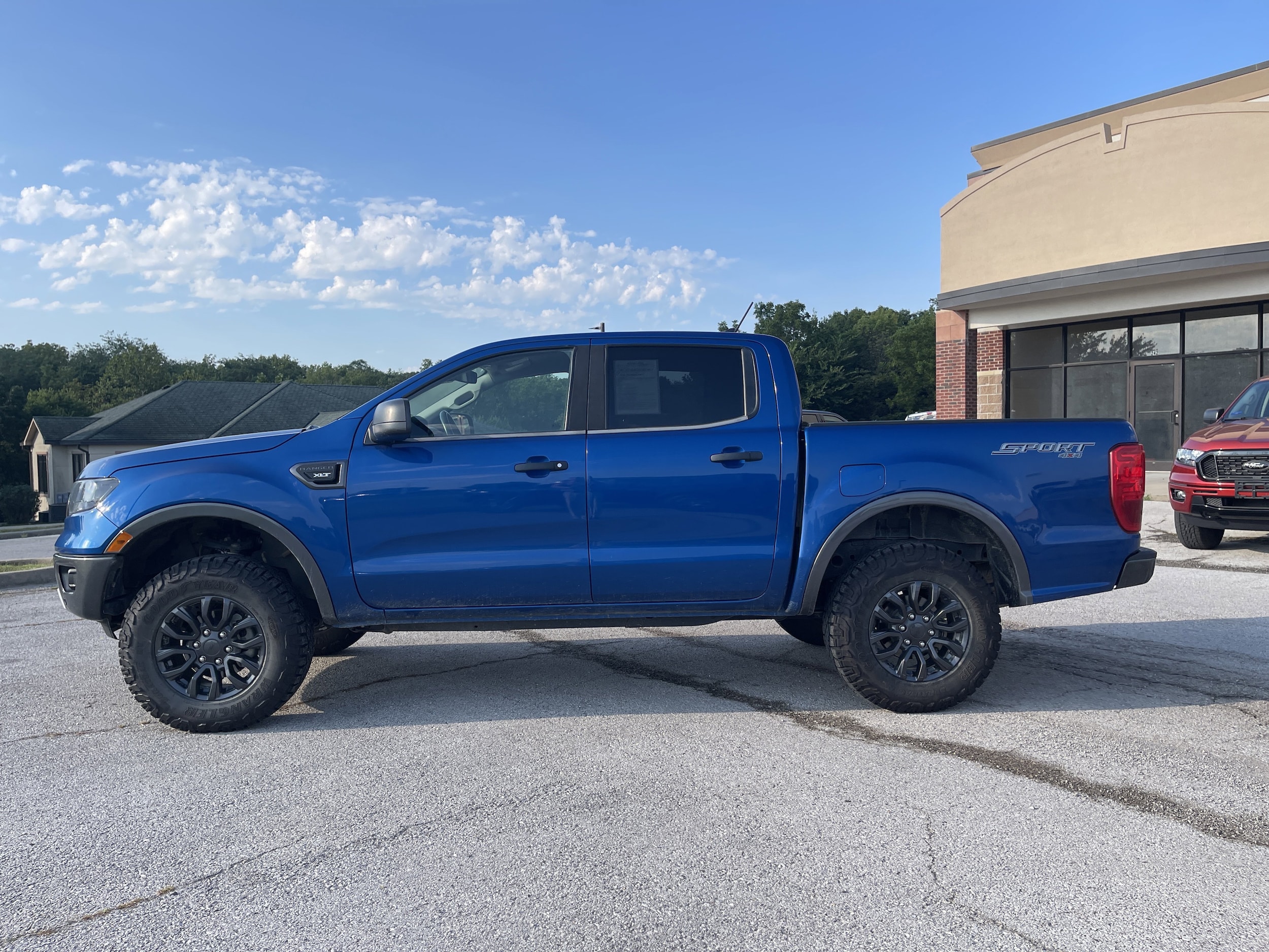 Used 2019 Ford Ranger XLT with VIN 1FTER4FH9KLA79380 for sale in Kansas City
