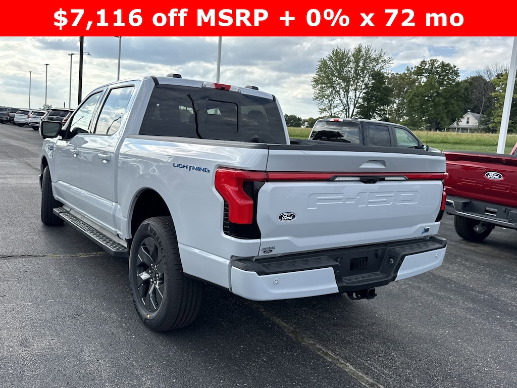 New 2025 Ford F-150 Lightning Lariat Extended Range Battery 4x4 Truck