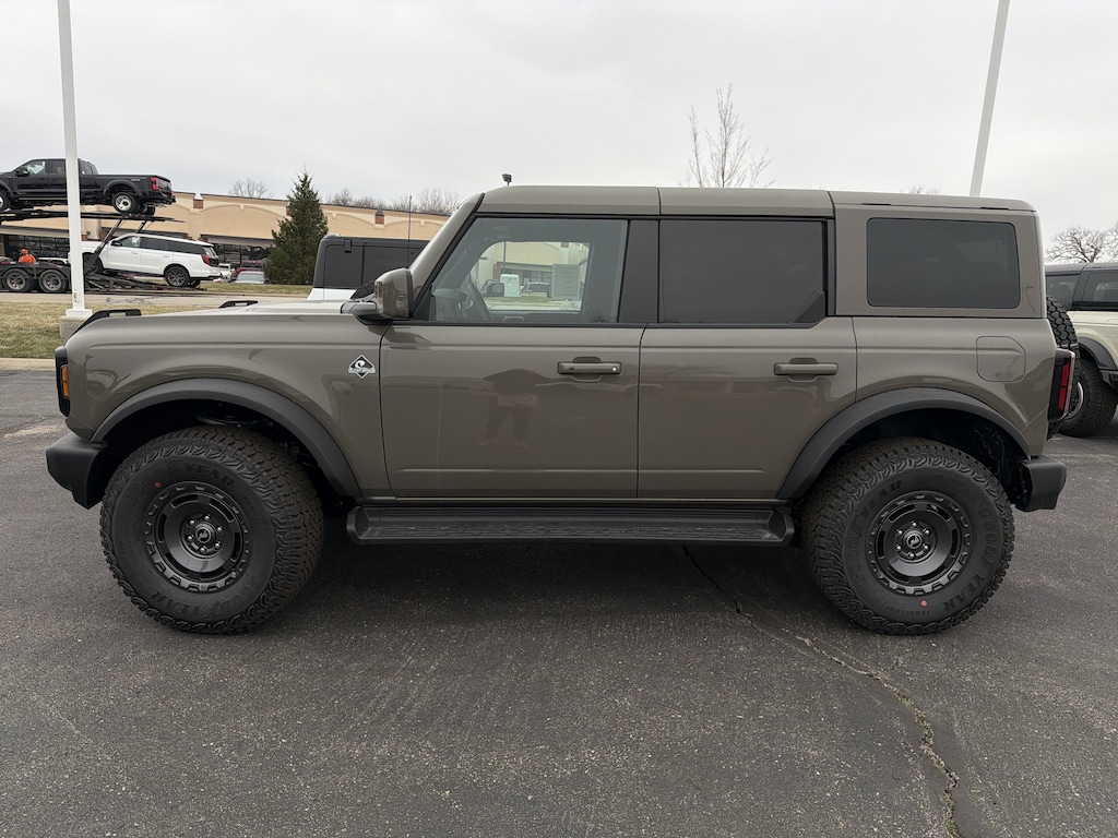 New 2025 Ford Bronco Outer Banks 4 Door Hard Top 4x4 Convertible