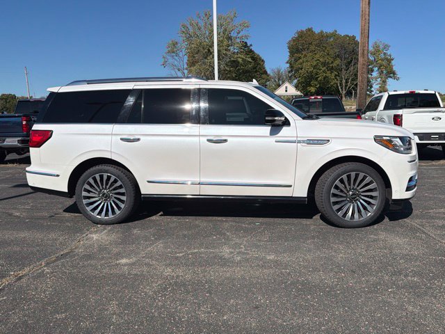 Used 2018 Lincoln Navigator Reserve with VIN 5LMJJ2LT3JEL20204 for sale in Kansas City