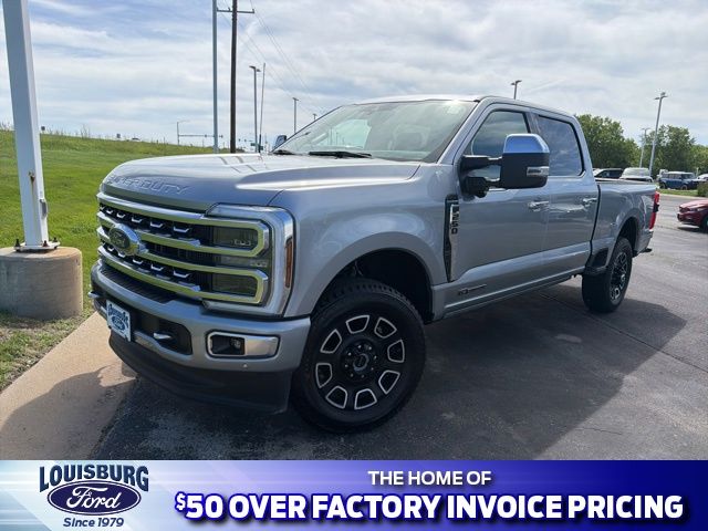 2024 Ford F-250 Platinum 4x4 Crew Cab 8' Box's photo