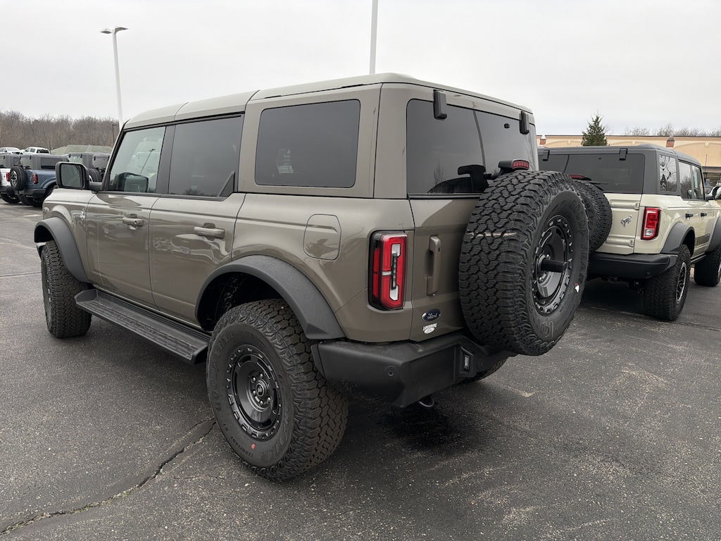New 2025 Ford Bronco Outer Banks 4 Door Hard Top 4x4 Convertible