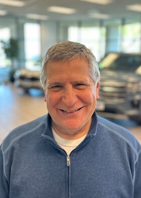 Staff member Brian Parise from ID_69fc232546e8