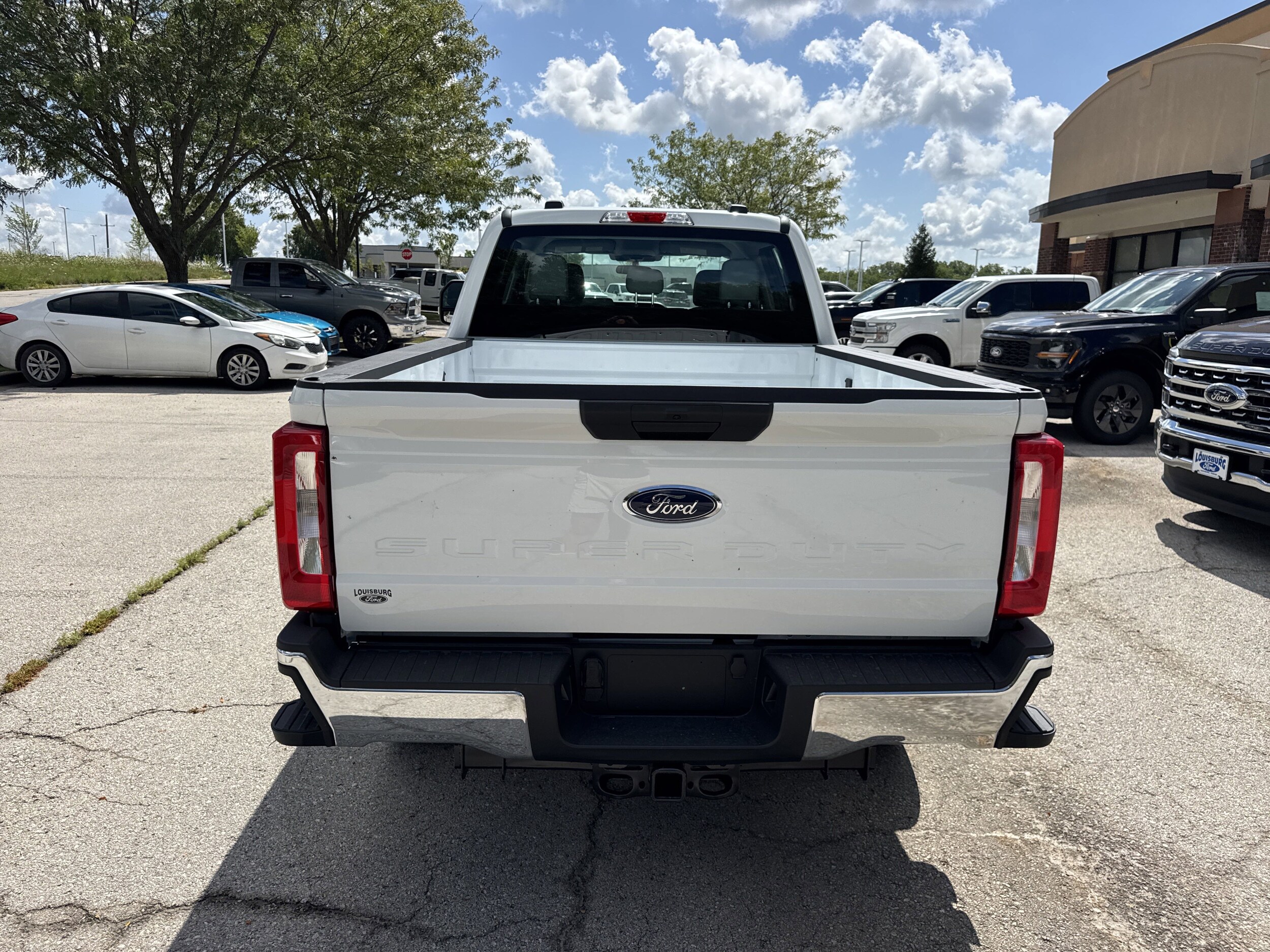 2025 Ford F-250 XL photo 3